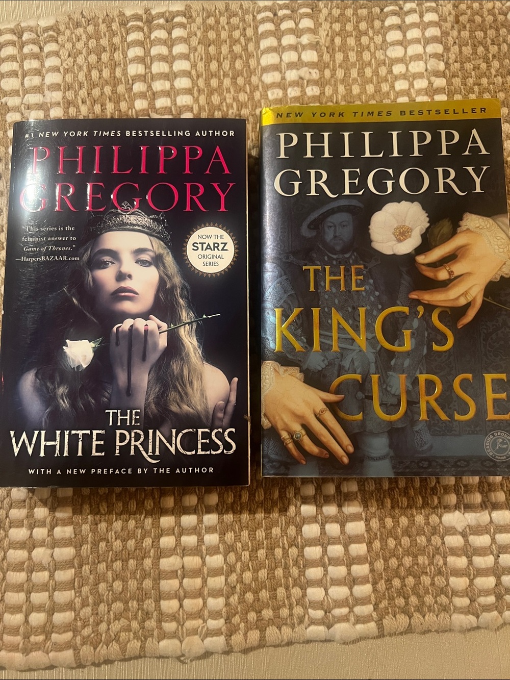 Philippa Gregory "The White Princess" Paperback - Black & Pink Cover